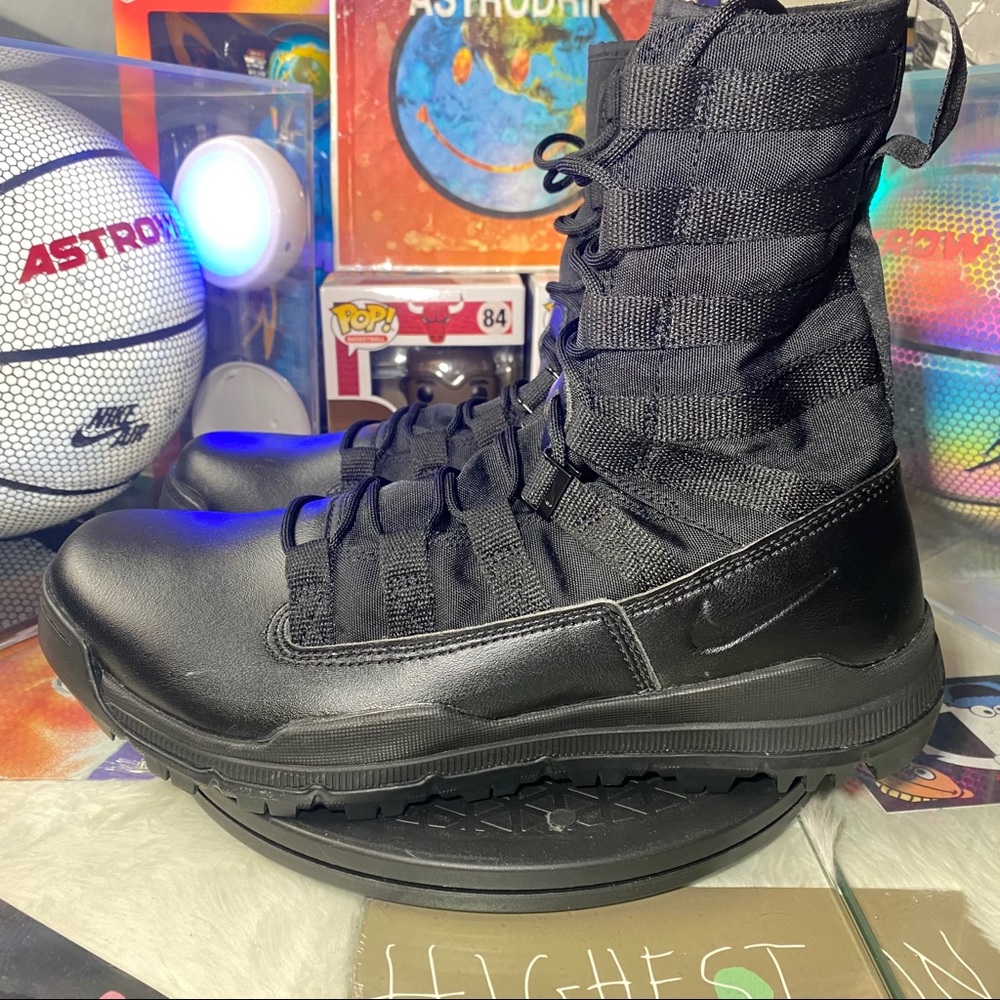 🆕 Nike SFB Gen 2 8" Tactical Boot 'Triple Black' - Picture 3 of 11